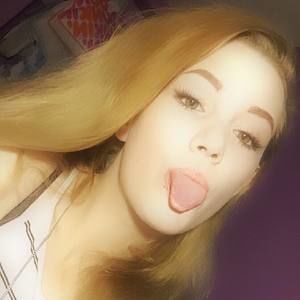 Meet your Posher, Cassandra